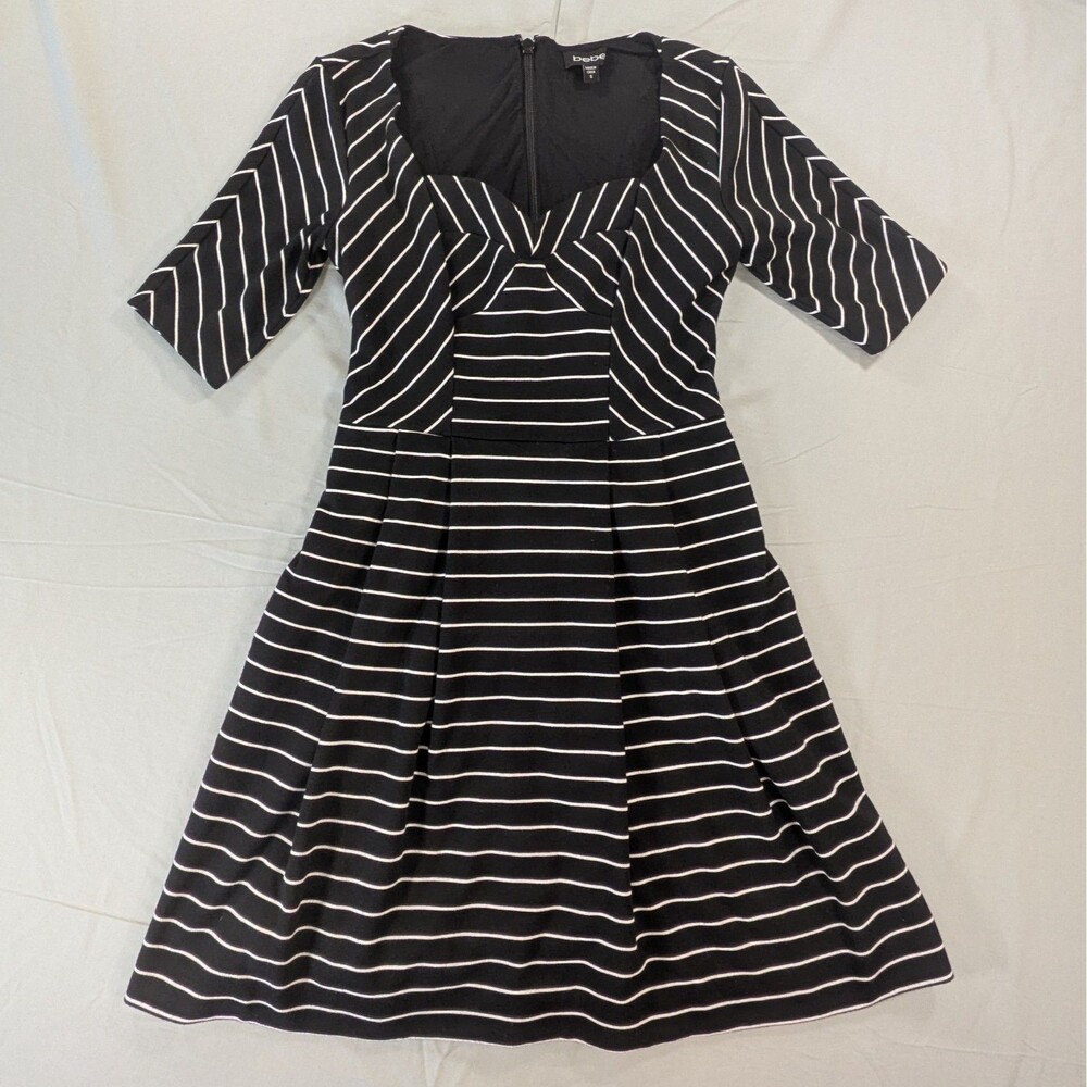 Bebe Striped Dress Black/White  Fit & Flare 3/4 Sleeves Size Small